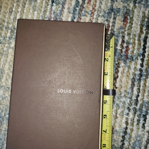 LOUIS VUITTON empty gift box w/cord - Picture 3 of 5